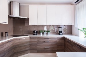 Interior de cocina de vivienda trabajo de construcción y reformas de barcino