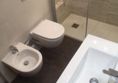 reforma de baño Badalona sanitarios y fregadero